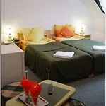 Casa Alesiv Hotel 3*