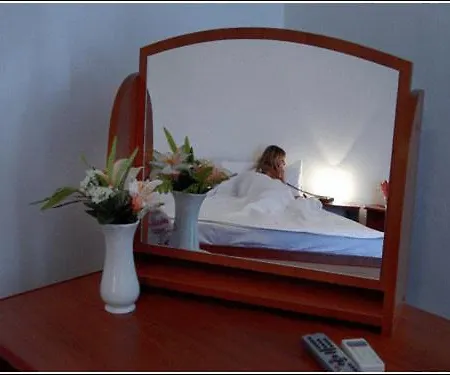 Hotell Casa Alesiv 3*